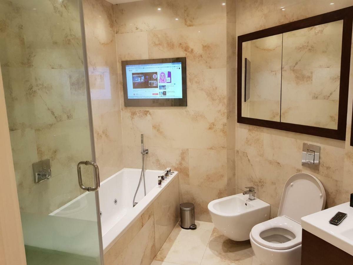 Heart Of Knightsbridge - Stunning Air Conditioned Apartment - 1 Minute Walk From Harrods Londra Exterior foto